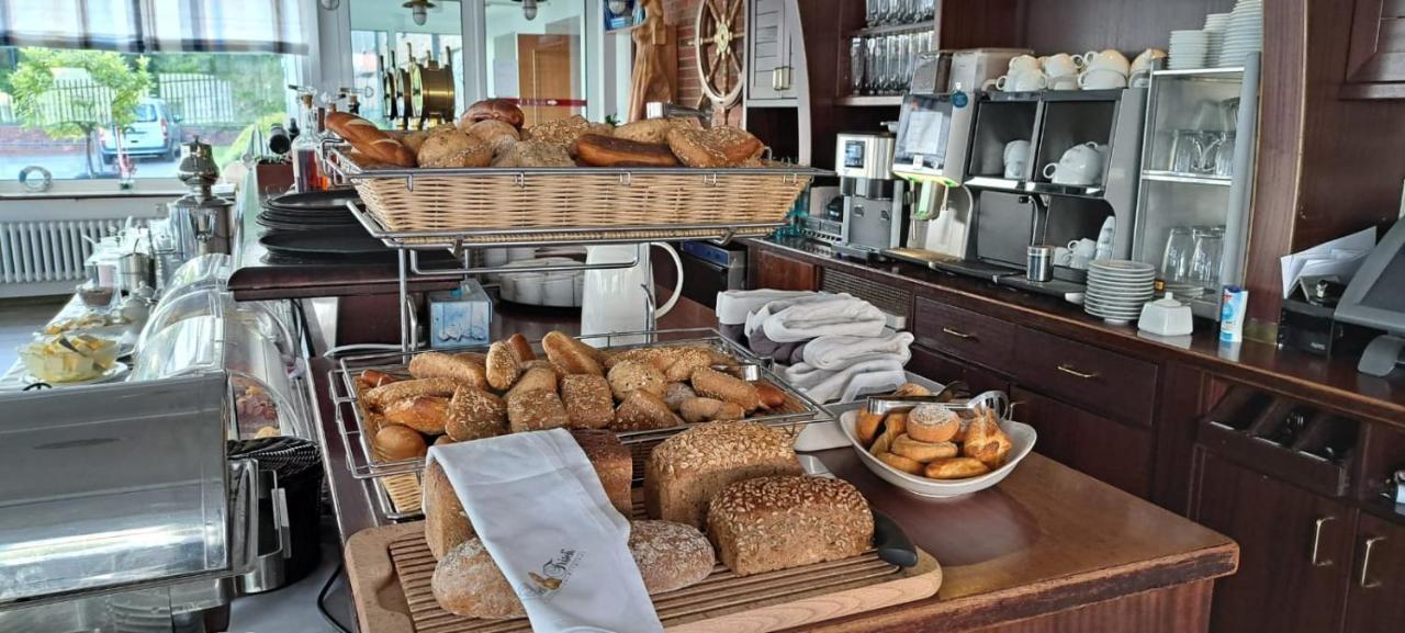 Hotel Admiral Scheer Laboe Eksteriør bilde